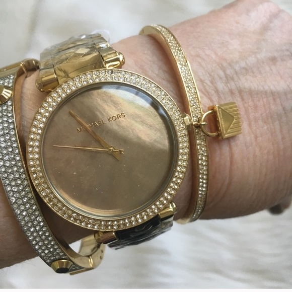 New! Michael Kors watch - Picture 8 of 9